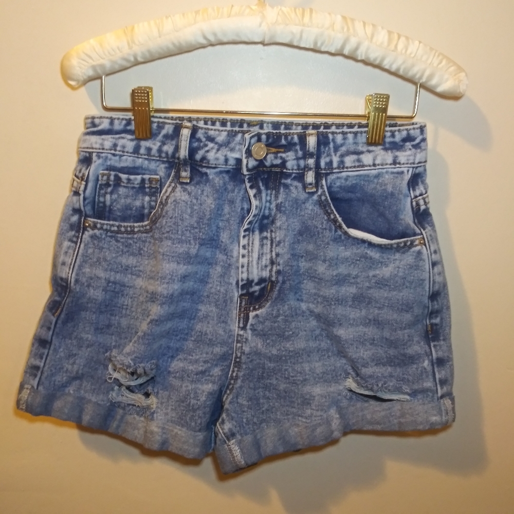 SHEIN Vintage Wash Distressed Denim Mom Shorts